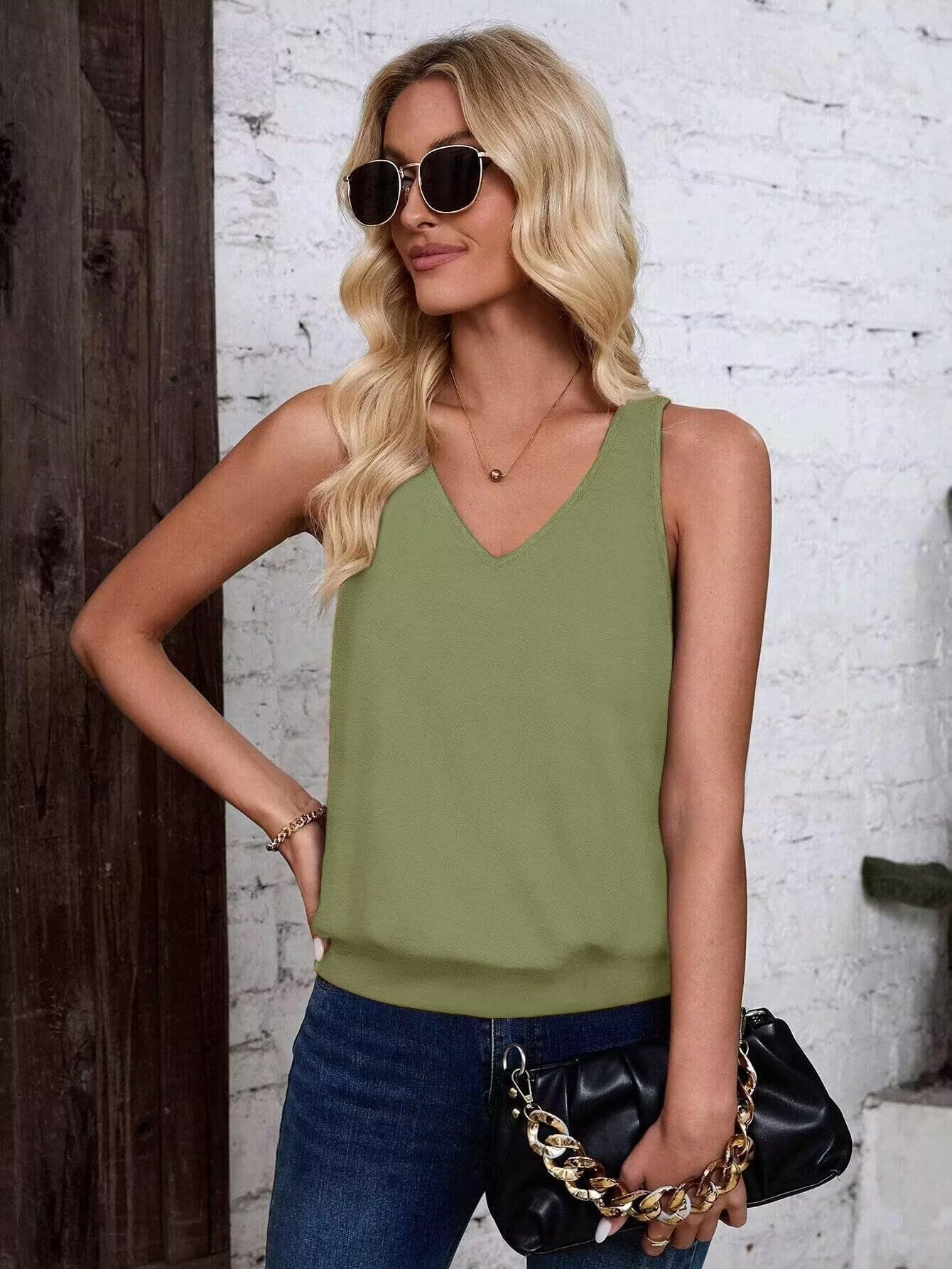Fragrant Grass-Women's Vest Casual V Neck Sleeveless Fashion Loose Camisole